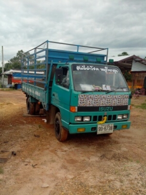ISUZU หัว NKR เครื่อง 85 คัชชี TL กะบะยาว 4.3 เมตร เกียรสั้นยกหัวได้ภาษีเต็ม