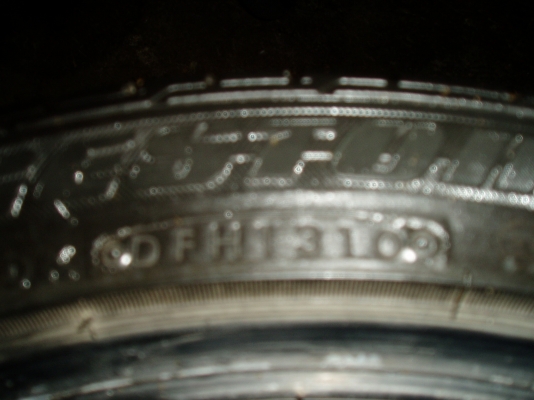 ขายยาง215 45 17 ขายยาง215 45 17