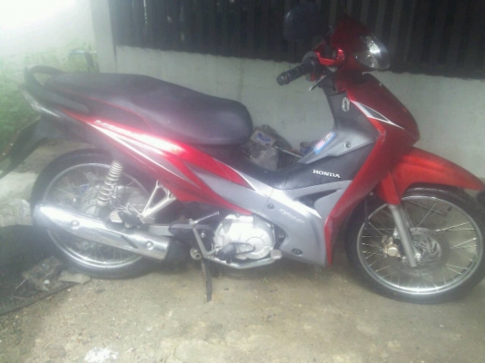 ขาย HONDA WAVE110I หัวฉีดปี 53 สภาพใหม่ๆ เครื่องแน่นๆ ราคา 12,000