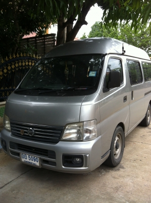 NISSAN URVAN 3.0 ZDI ปี2004