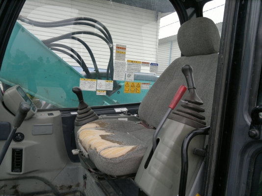 ขายรถขุด KOBELCO SK135SR-1ES sn:YY04-07974Yr.2006,Yr.3827,เก๋งสวย บอร์ดี้ไม่ช้ำ สภาพดีมากๆๆๆๆครับ เต็มทุกอย่าง ราคาไม่สูงครับโทรมานะ 085-9049669