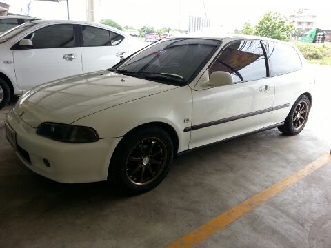 ขายชีวิค 3 ประตู สีขาว