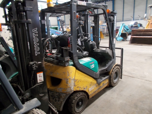 รถฟอร์คลิฟท์เครื่องยนต์LPG ขนาด 1.5ตัน รุ่น:FG15T-20 ซีเรียล:660745 ปี:2007 ชั่วโมง:5326