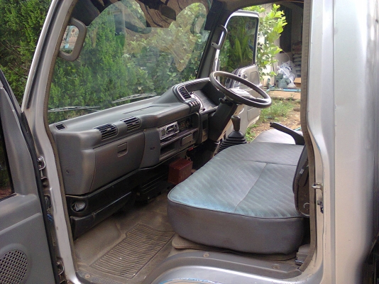 ขายรถบรรทุก6ล้อป้ายเล็กไม่ติดเวลา