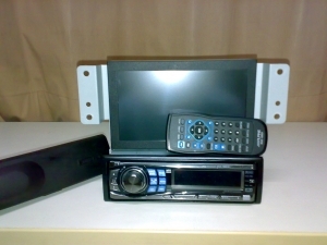 ขายALPINE 9861+จอ มีรีโมทครบไทรทันแภมGPS4นิ้ว