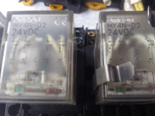 มาใหม่รีเลย์ omron ของผลิตที่ญี่ปุ่น มีหลายแรงดันให้เลือกใช้ตั้งแต่ 12-220V. ชุดคอนแทคคั้งแต่ 2 ชุด