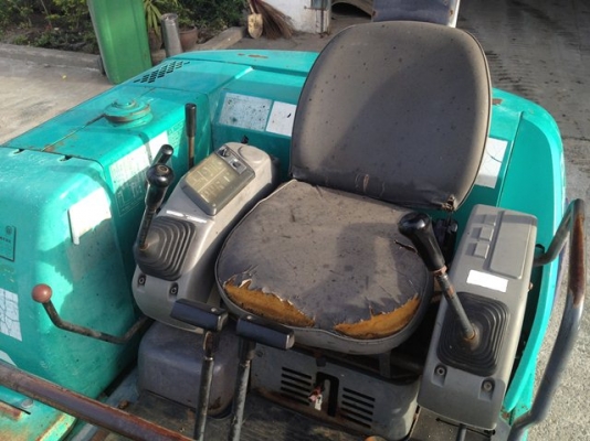 ขาย PC30-7 #22439 นำเข้าจากประเทศญี่ปุ่น ติดต่อ อำพล 090-9694506/ 080-3031241 ขาย PC30-7 #22439 นำเข้าจากประเทศญี่ปุ่น ติดต่อ อำพล 090-9694506/ 080-3031241