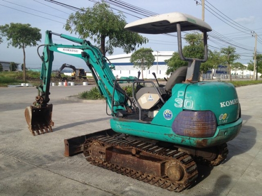 ขาย PC30-7 #22439 นำเข้าจากประเทศญี่ปุ่น ติดต่อ อำพล 090-9694506/ 080-3031241