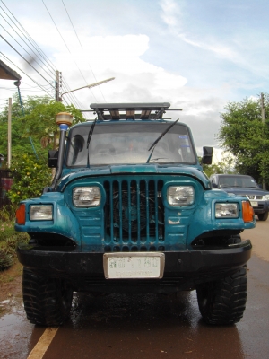 ขายรถจี๊ป