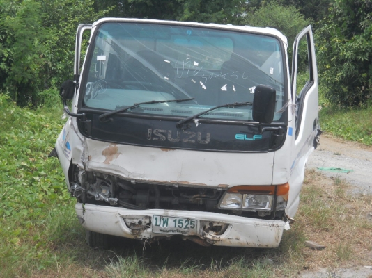 รถบรรทุก 4 ล้อ อีซูซุ ไม่ติดเวลา