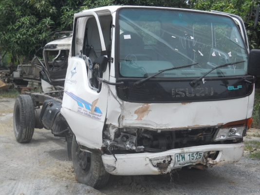 รถบรรทุก 4 ล้อ อีซูซุ ไม่ติดเวลา