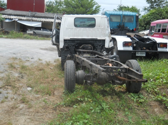 รถบรรทุก 4 ล้อ อีซูซุ ไม่ติดเวลา