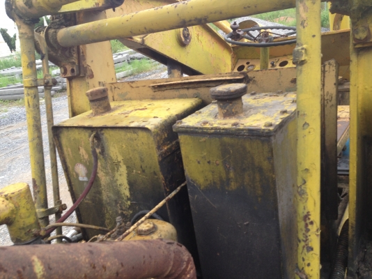 -ขายรถตักถูกๆ