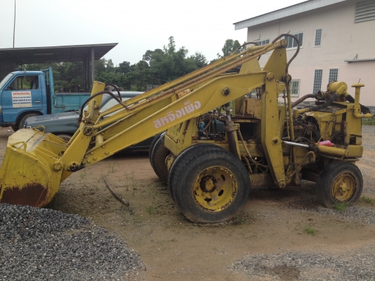 -ขายรถตักถูกๆ