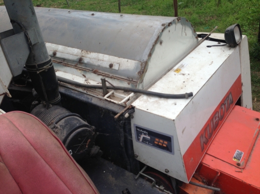 รถเกียว คูโบต้า  มีภาพวีดีโอ รุ่น DC 60 รถใช้งานมาแล้ว 2462 ช ม  รถมือหนึ่ง ป้ายแดง รถสวยพร้อมใช้งาน เครื่องยนต์ดี ช่วงล่างดี สนใจติดต่อ 081-9972972 089-8451778 คุณ ชัยยามินิมาท์ร