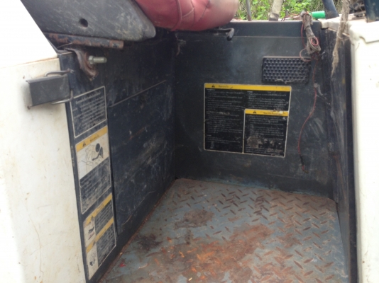 รถเกียว คูโบต้า  มีภาพวีดีโอ รุ่น DC 60 รถใช้งานมาแล้ว 2462 ช ม  รถมือหนึ่ง ป้ายแดง รถสวยพร้อมใช้งาน เครื่องยนต์ดี ช่วงล่างดี สนใจติดต่อ 081-9972972 089-8451778 คุณ ชัยยามินิมาท์ร