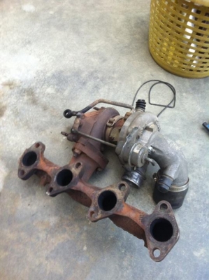 ขายเทอร์โบเดิม 1kz 3000cc พร้อมเขา ใช้งานได้เลย สภาพดี สวยเลย ถูกๆไปเลย 6000 บาท โทร 085-2138270 เอ็มคับ