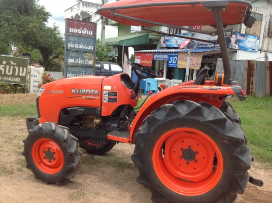 ปัญญาแทรคเตอร์มาแล้ว...จัดมาคูโบต้า L3608  ตัวเปล่า ปรับโฉมตามความต้องการครับ ขอบคุณ ลูกค้าเมือง สองแคว พิษณุโลก