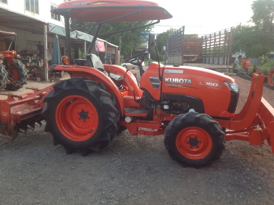 ปัญญาแทรคเตอร์มาแล้ว...จัดมาคูโบต้า L3608  ตัวเปล่า ปรับโฉมตามความต้องการครับ ขอบคุณ ลูกค้าเมือง สองแคว พิษณุโลก