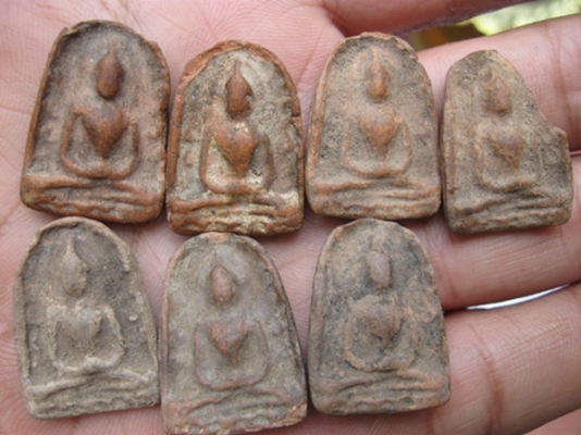 ให้เช่าบูชาพระเนื้อดินมี7องค์ ให้เช่าบูชาพระเนื้อดินมี7องค์