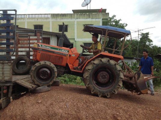ปัญญาแทรคเตอร์มาแล้ว...จัดมาให้ครับ คูโบต้า L1-R26 พร้อม โรตาลี่