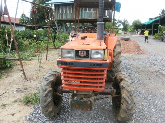 ปัญญาแทรคเตอร์มาแล้ว...จัดมาให้ครับ คูโบต้า L1-R26 พร้อม โรตาลี่