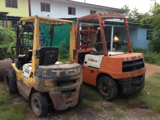 ขายโฟคลิฟค์ 2 คัน 300,000.-