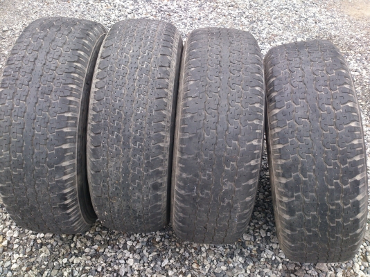 ขายแม็กISUZUพร้อมยางบริสโตร์265/70R16 ยางปี10 จำนวน 1 ชุด