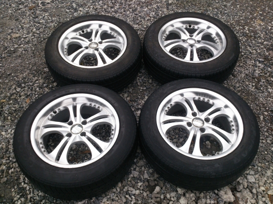 ขายแม็ก 4รู100 ขอบ16 พร้อมยาง205/55R16 ยางปี10 จำนวน 1 ชุด