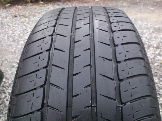 ขายแม็ก 4รู100 ขอบ16 พร้อมยาง205/55R16 ยางปี10 จำนวน 1 ชุด