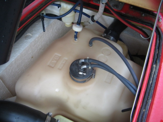 ขาย เจ็ทสกี ยี่ห้อ yamaha รุ่น บัตเตอร์วัน นำเข้าญี่ปุ่น สภาพสวย เครื่อง99\%  ราคา 65,000