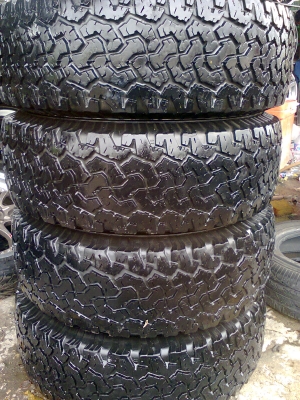 ขายยางBF 245 70 16ปี11ชุดละ11800