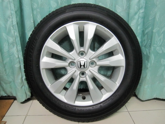 ขายล้อแม็ก Honda City พร้อมยาง Bridgestone ปี 13 ขอบ 15