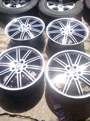 ขายล้อขอบ19 5รู114ชุดละ7800