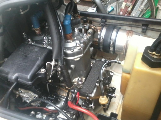 ขายเรือเจ็ท X2 เก่าญี่ปุ่นครับ สภาพตามรูป ยังไม่เคยลงน้ำในไทยครับ ขายเรือเจ็ท X2 เก่าญี่ปุ่นครับ สภาพตามรูป ยังไม่เคยลงน้ำในไทยครับ