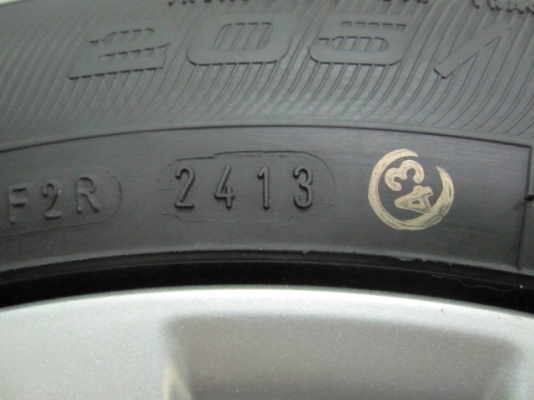 ขายล้อแม็ก Honda Civic ขอบ 16 พร้อมยางป้ายแดงปี 13 สภาพ 99\% ขายล้อแม็ก Honda Civic ขอบ 16 พร้อมยางป้ายแดงปี 13 สภาพ 99\%