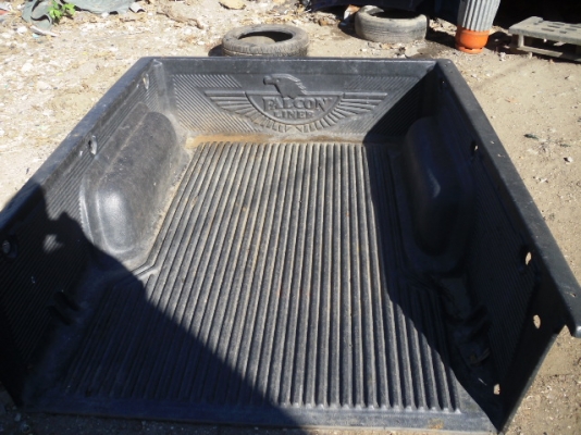 ขายแม๊กซ์ลายเนอร์nissan big m แค๊ป มีชิ้นเดียวสภาพเกือบใหม่มีหูให้ด้วย