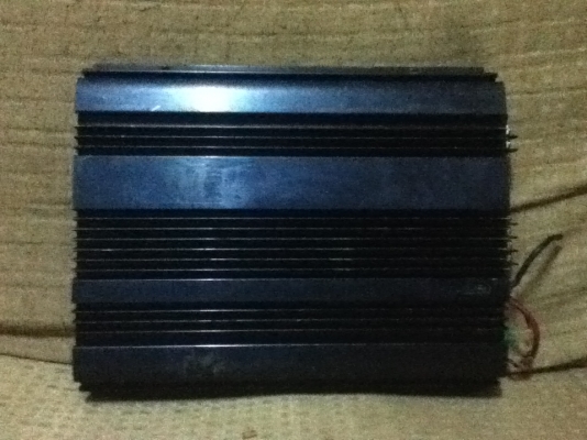 ขายแอมป์ EVI รุ่น RS-9250(4ch) ข้างหน้ามันลางๆใช้ได้ปกติเสียงดีน่ะครับ