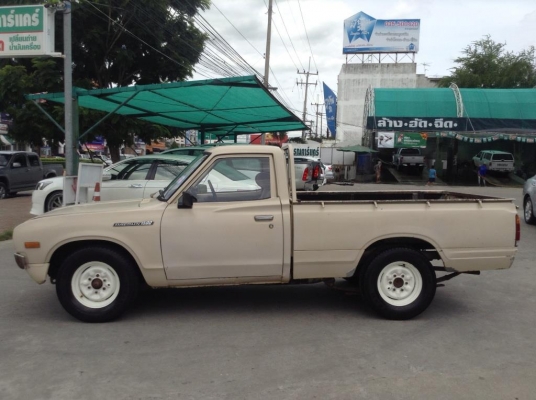 ขาย ดัสสัน ช้างเหยียบ 4 ขอ เดิมๆ รถ สะ สม ทะเบียนโอน ไม่ขาดต่อ ขาย 65000 ต่อลองได้คับ