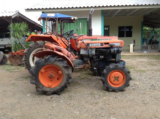 Kubota B7000 4WD Kubota B7000 4WD
