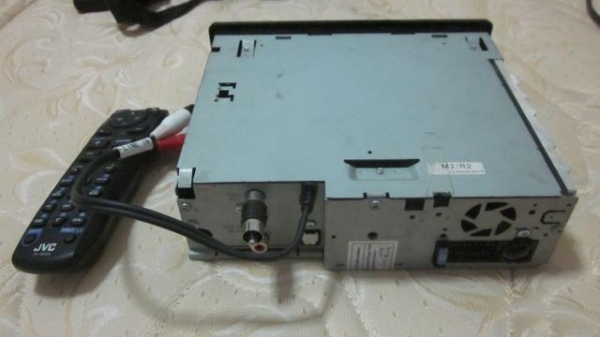 ขายชุดเครื่องเสียงรถยนต์พร้อมตู้ 9500 บาท ขายชุดเครื่องเสียงรถยนต์พร้อมตู้ 9500 บาท