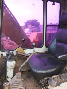 ขายKOMATSU PC 120-5สภาพสวยพร้อมใช้ ติดต่อได้ทีคุณ อ๊อฟ พิจิตร 086-737-9991