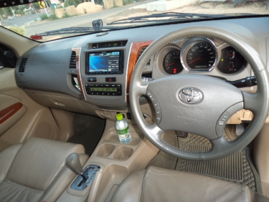 ขายรถฟอร์จูนเนอร์2.7เบนซิล+แก๊สหัวฉีดใช้ได้2ระบบ ไมมีจุกจิกรถผมใช้เองประหยัดสุดยอด