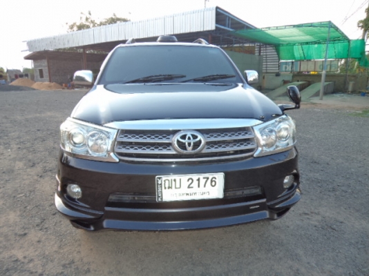 ขายรถฟอร์จูนเนอร์2.7เบนซิล+แก๊สหัวฉีดใช้ได้2ระบบ ไมมีจุกจิกรถผมใช้เองประหยัดสุดยอด