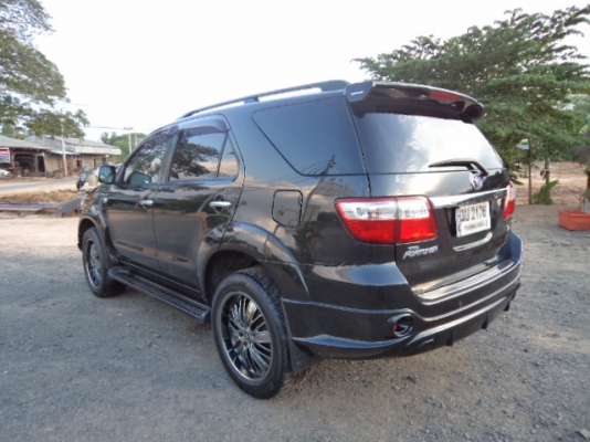 ขายรถฟอร์จูนเนอร์2.7เบนซิล+แก๊สหัวฉีดใช้ได้2ระบบ ไมมีจุกจิกรถผมใช้เองประหยัดสุดยอด