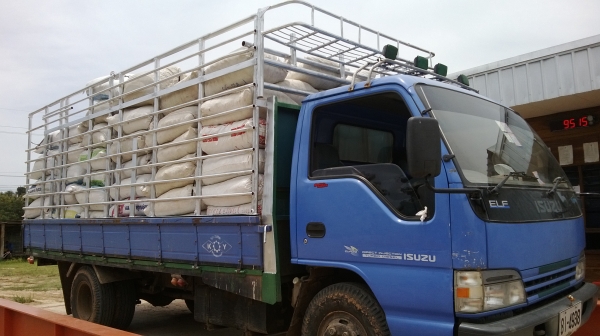 ISUZU NPR 130 เทอร์โบ เครื่อง4HG ยาว5เมตร สภาพดีเครื่องแน่นมากๆไม่เคนแกาะ แคซซีสวยไม่มีสนิมครับ แอร์เย็น ยางใหม่ๆๆ7เส้น ISUZU NPR 130 เทอร์โบ เครื่อง4HG ยาว5เมตร สภาพดีเครื่องแน่นมากๆไม่เคนแกาะ แคซซีสวยไม่มีสนิมครับ แอร์เย็น ยางใหม่ๆๆ7เส้น