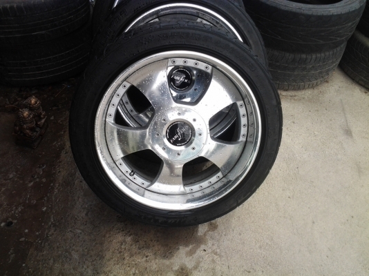 ขายแม็ก 18 japan หน้า 8 หลัง 9.    22000 บาท