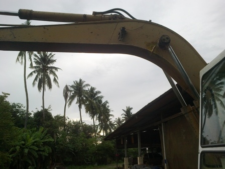 ขาย KOMATSU PC 120-2  ราคา 420,000 บาท(ลงรูปเพิ่มแล้ว)