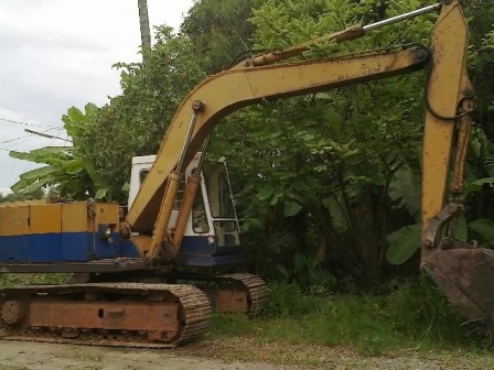 ขาย KOMATSU PC 120-2  ราคา 420,000 บาท(ลงรูปเพิ่มแล้ว)