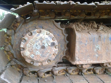 ขาย KOMATSU PC 120-2  ราคา 420,000 บาท(ลงรูปเพิ่มแล้ว)